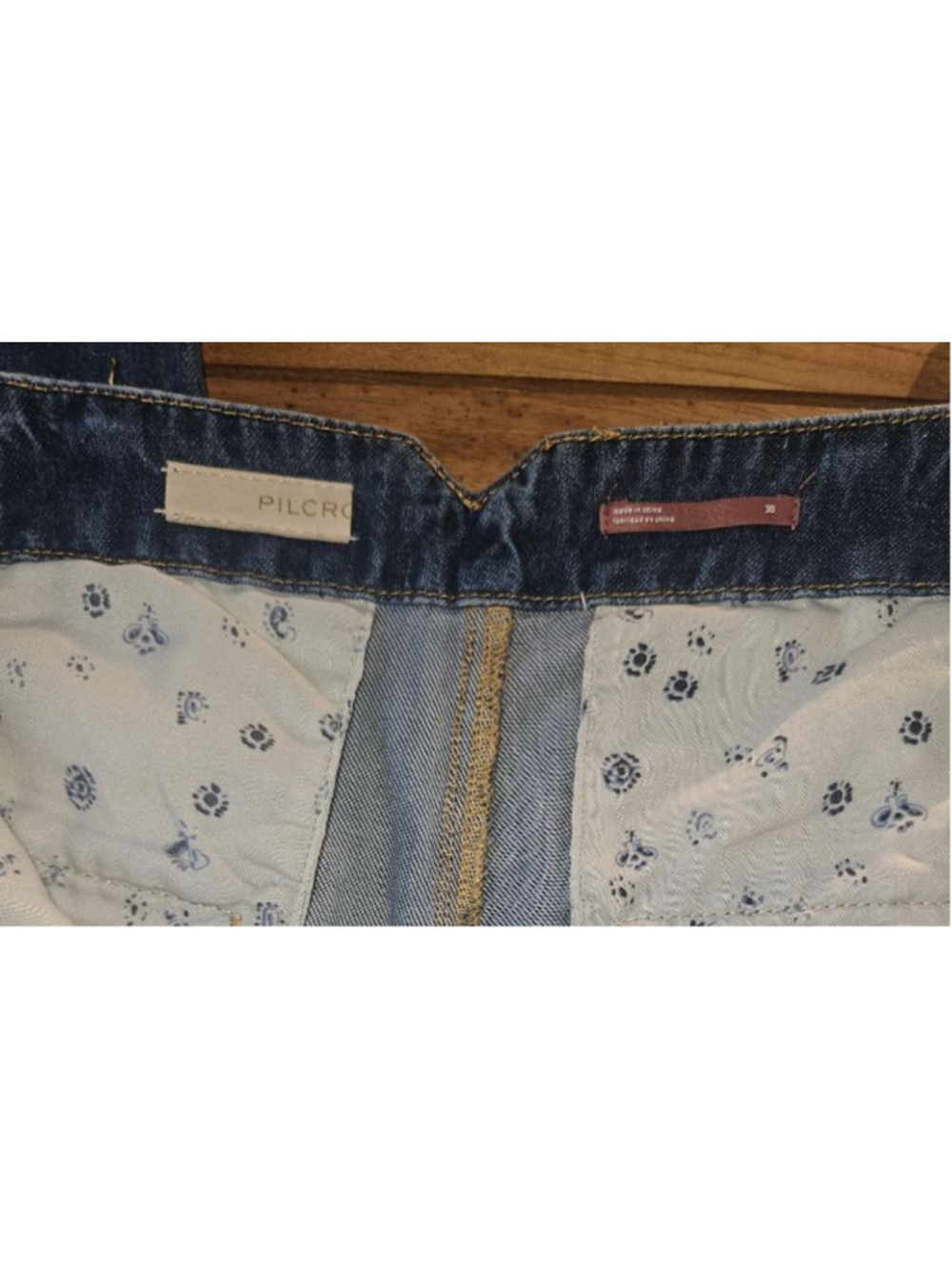 Pilcro Wide-Leg Trouser Jeans Size 30 - Picture 3 of 5